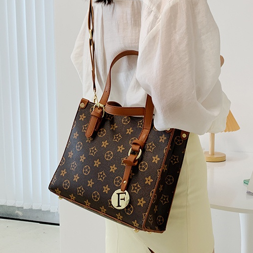 ( 2PC 1KG ) GTBI998880957  New Arrival 2023 !!!  Tas Selempang  Tas Wanita Import  Premium Terbaru