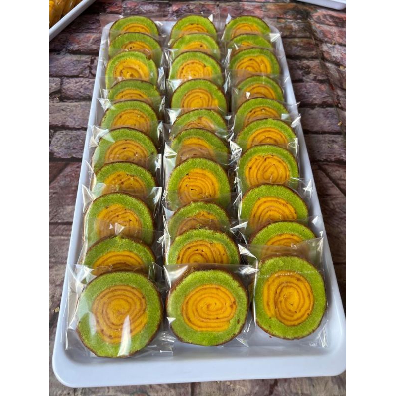 

roll kombinasi slice /potongan isi 3pcs