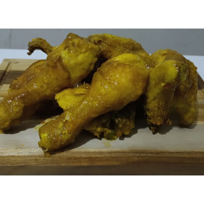 

Ayam Ungkeb Bumbu Kuning