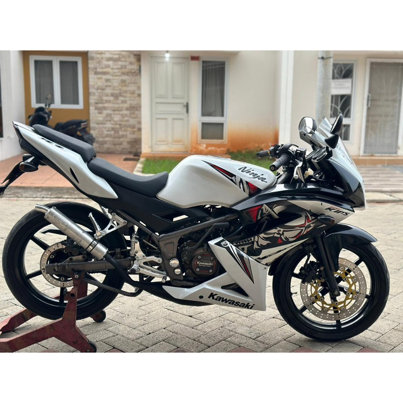 kawasaki ninja rr 2013 putih se istimewa siap pakai