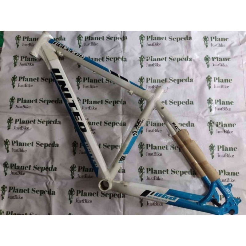 Only Frame United 26 Nucleus XC77 XC-77 Biru Putih Disc Brake