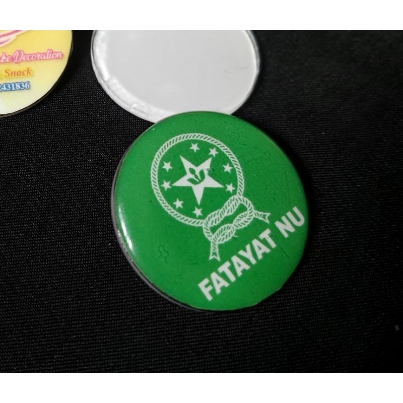 PIN BROS LOGO FATAYAT NU PUTIH / HIJAU AKRILIK RESIN