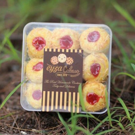 

Kue Kering Strawberry Cheese 250gr