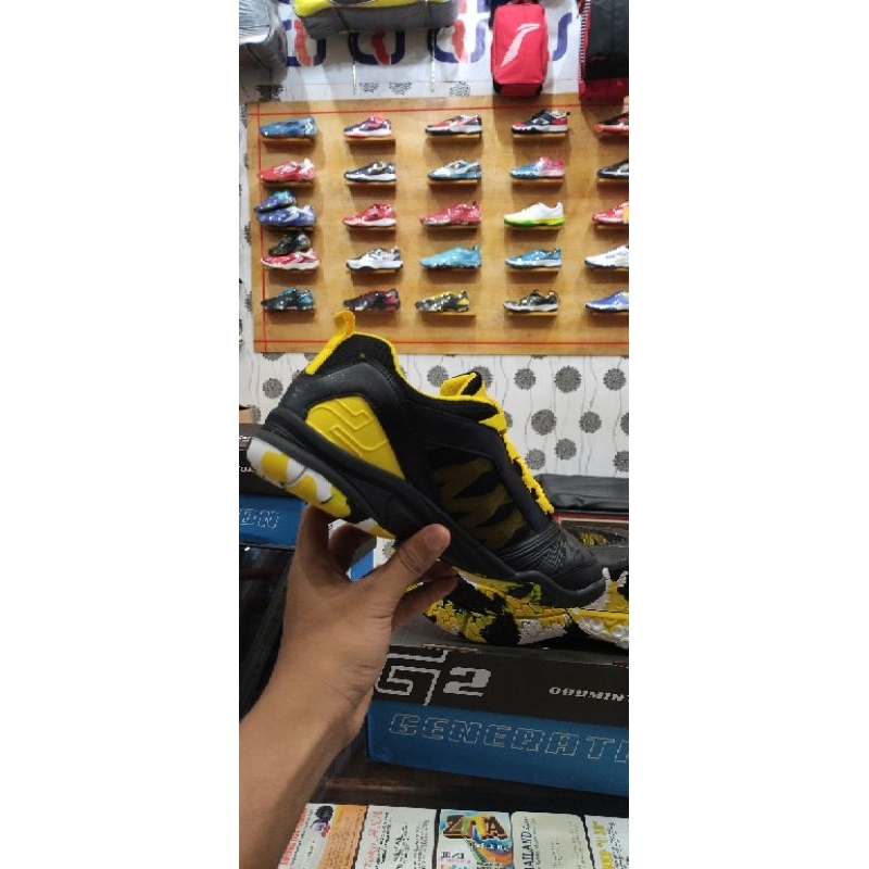 Sepatu Badmintoon Hi Qua G-Two Shadow