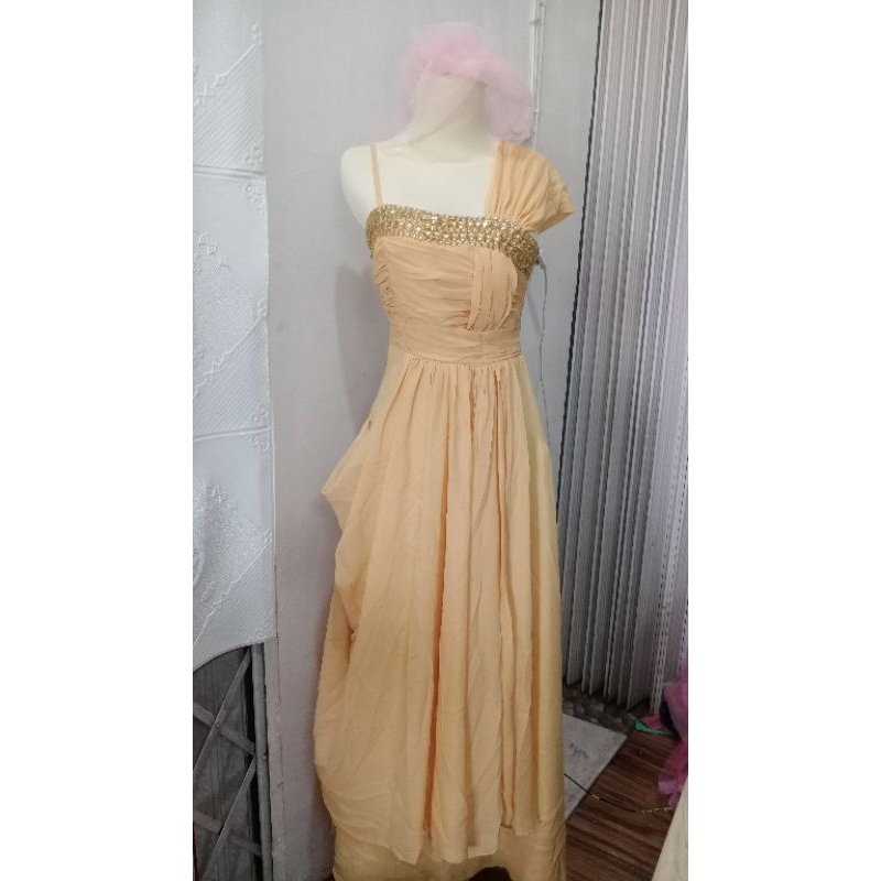 gaun wedding/wedding gaun / gaun prewedd/ wedding foto gaun/preloved dari bridal