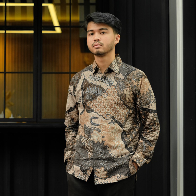 Batik Ayman - DHARANI | Kemeja Batik Pria Katun Solo Halus