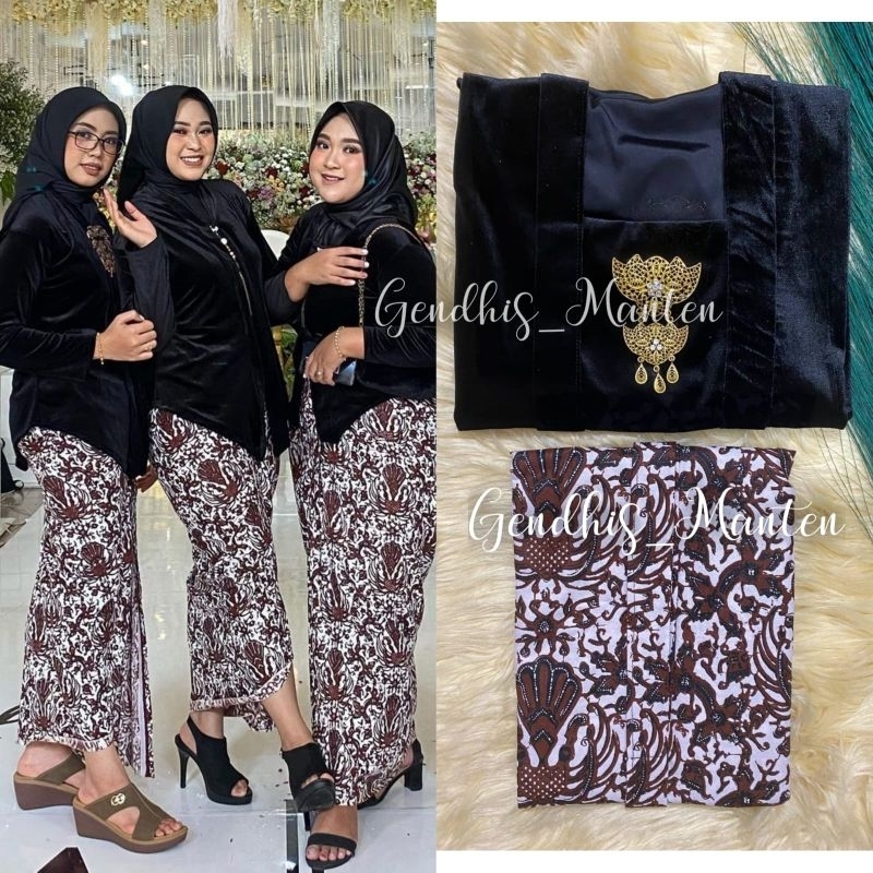 [Hitam] Kebaya + Jarik Wiru Instan / Motif Renget