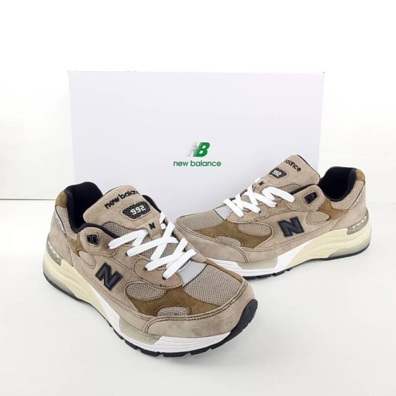 Sepatu NB 992 x JJJound Brown M992J2