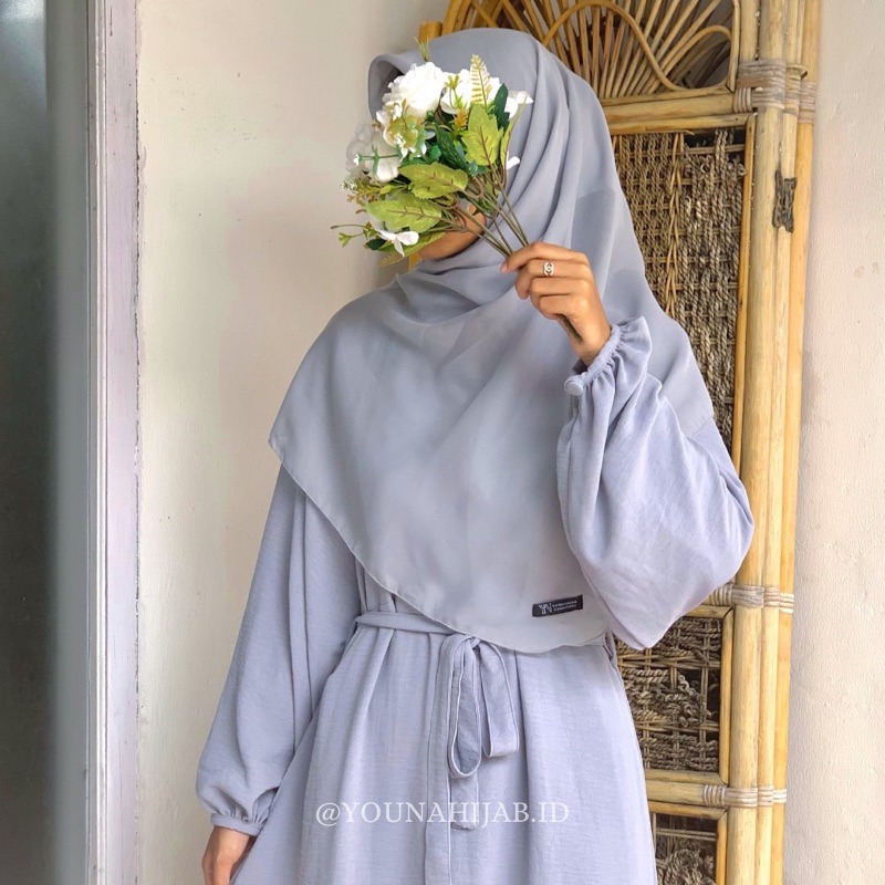 NESYA BASIC DRESS BY YOUNA