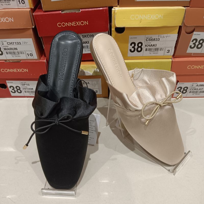 Connexion sepatu slop wanita branded Matahari