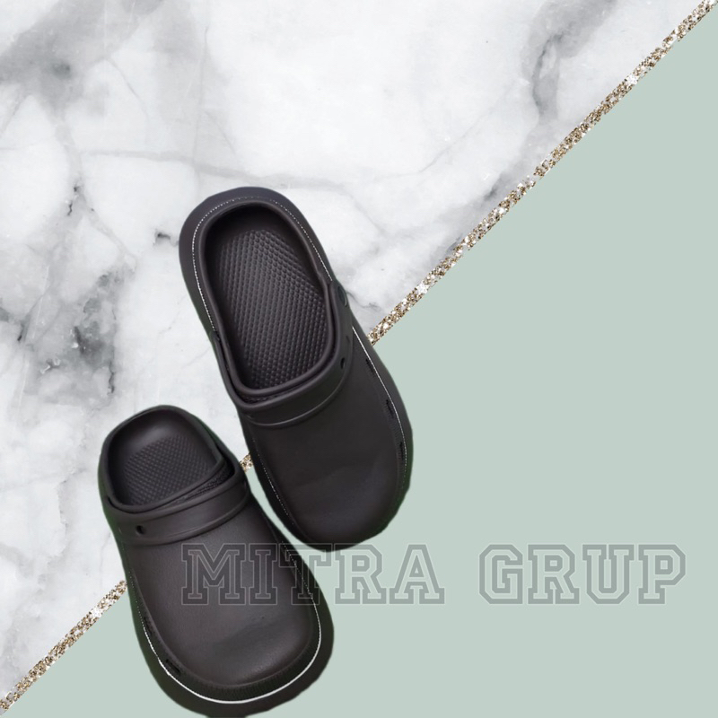 V11 Sandal Pria Model Baim Anti Air Nyaman/Sandal Kodok Pria/Sandal Perawat Polos/Sepatu Sandal Polos DK