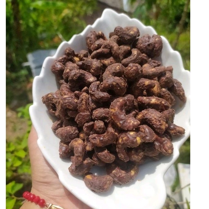 

Kacang Mete Rasa Coklat Premium