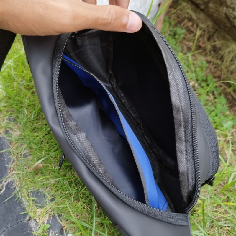 Tas Selempang Pria Bahan Balon Super | Waistbag Pria Exclusive Original Merk DM