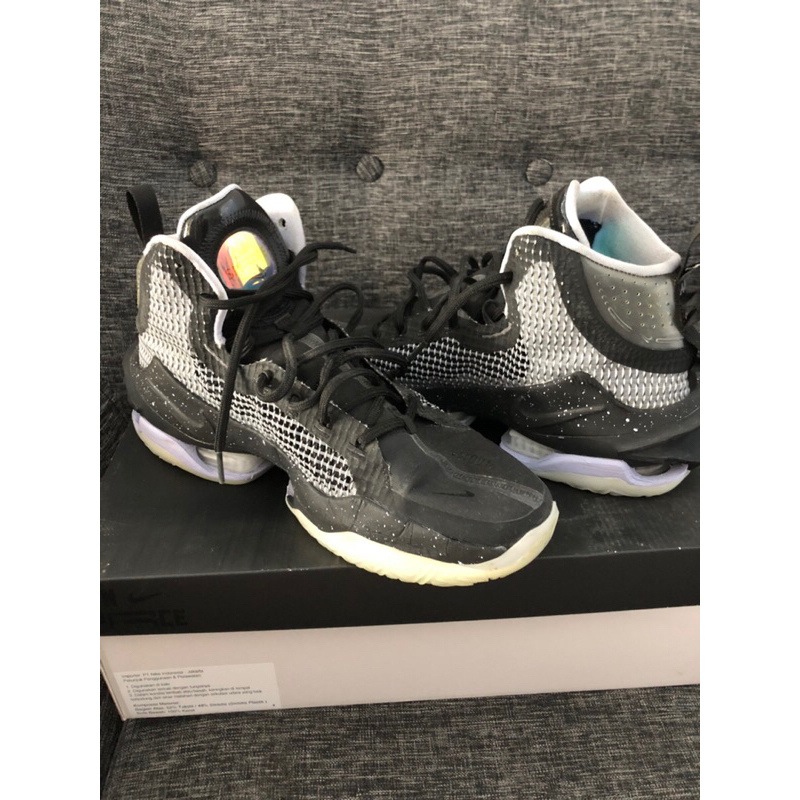 Preloved Nike Air Zoom