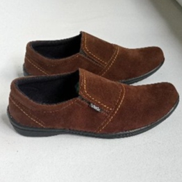 sepatu pria sepatu tanpa tali sepatu santai sepatu slip on
