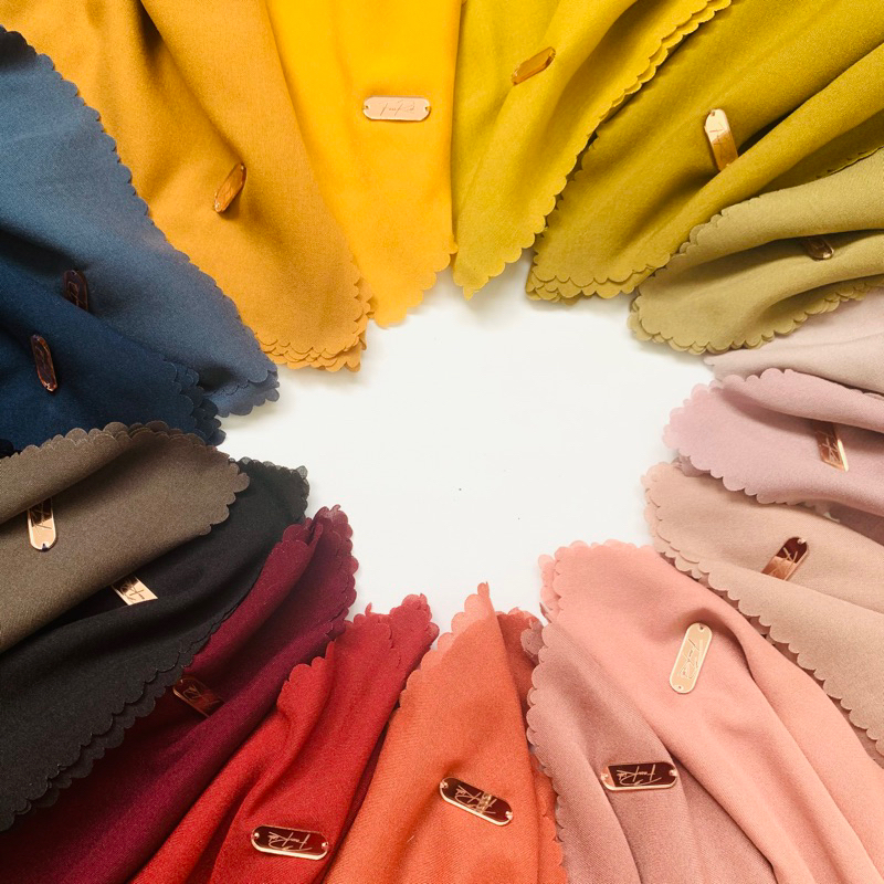 KAYLA SCARF / VOAL ULTRAFINE / HIJAB VOAL / HIJAB SEGI EMPAT / HIJAB PARIS PREMIUM / JILBAB SEGI EMP