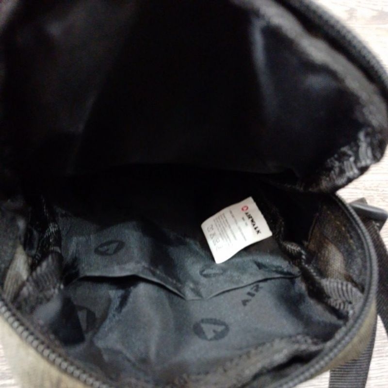 Tas Airwalk Roper Postmab Bag