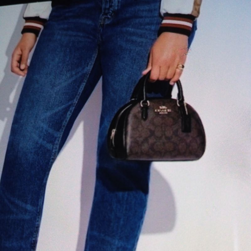 COACH SYDNEY SATCHEL IN SIGNATURE