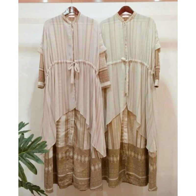preloved Ria miranda NAGARI GALENA LONG TUNIC RAYA 2020