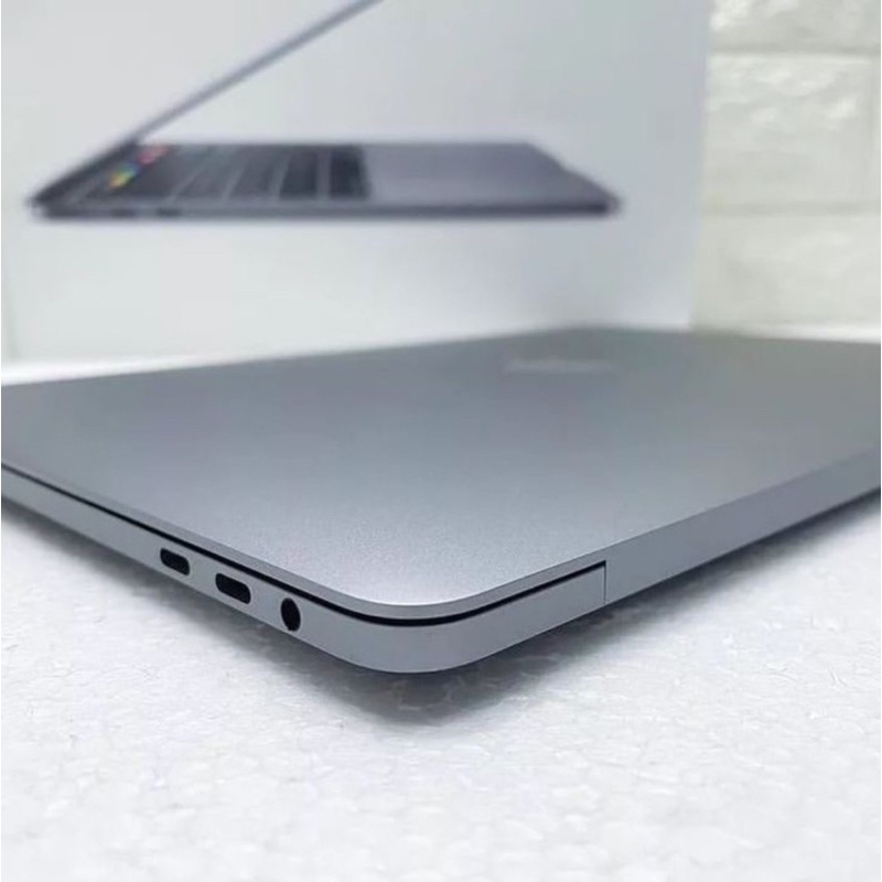 (FREE CASE) TERMURAH MACBOOK PRO RETINA 2018 TOUCHBAR 13 INCH 8/128GB/256GB SECOND BERKUALITAS ORI 100% HARGA EKONOMIS