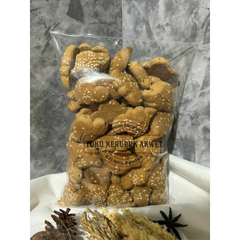 

Kue Rintak [ TOKO KERUPUK AKWET ]