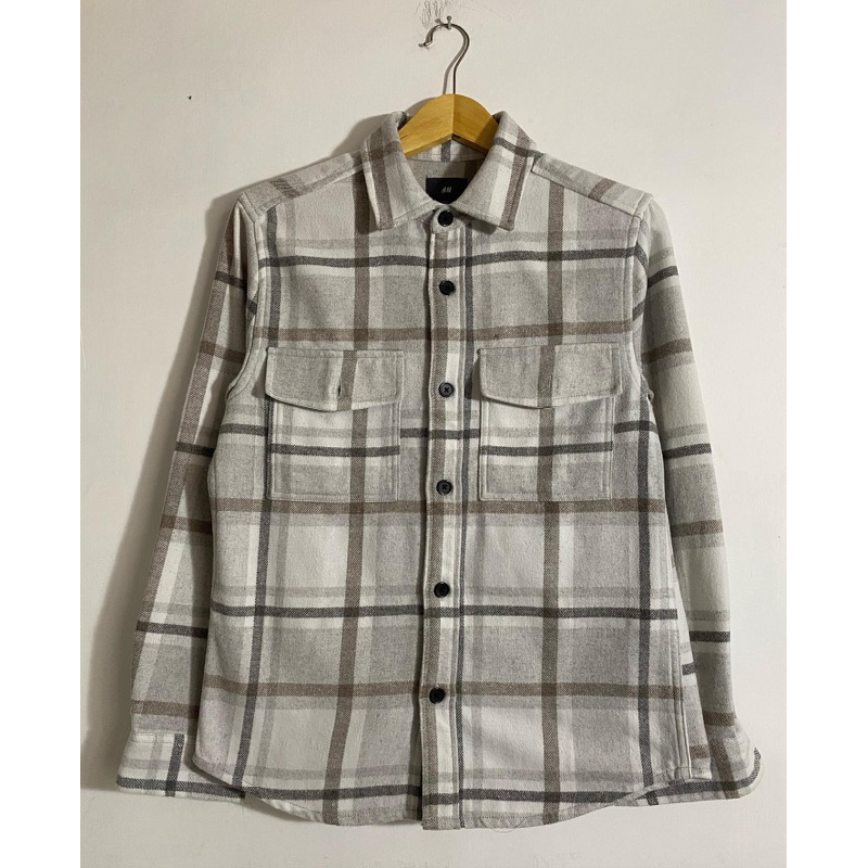 [ VOL 22 ] HnM OverShirt beige TwillShirt