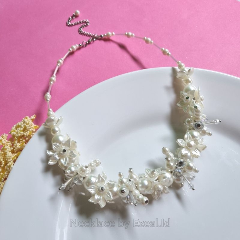 Kalung Necklace Kristal Crystal Beads Pearl Mutiara Manik kekinian Premium Daily Kondangan Hijab Aks