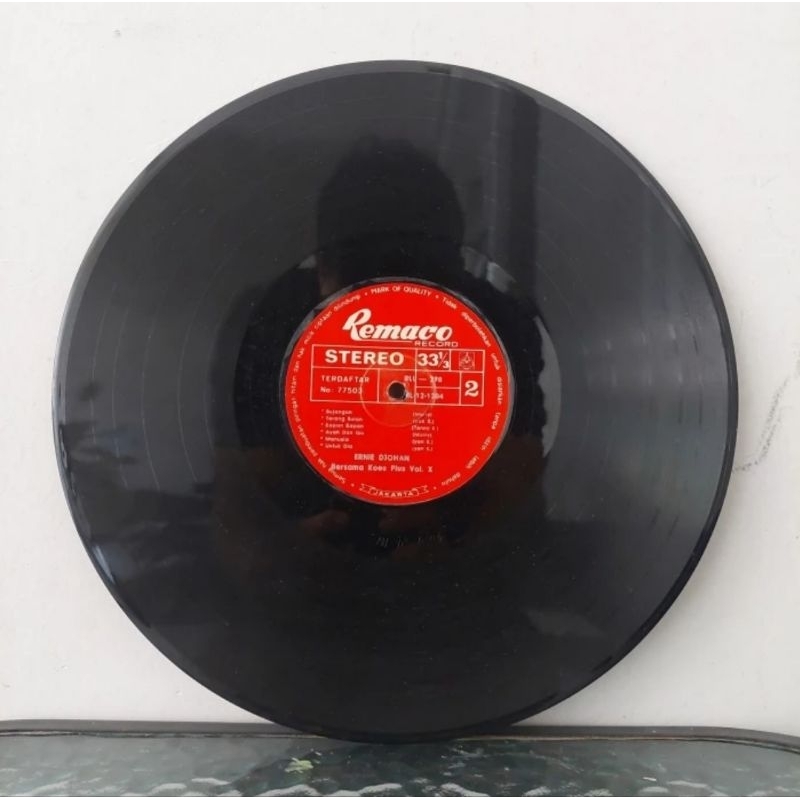 Vinyl Piringan Hitam 12&quot; Ernie Djohan - Koes Plus-Belajar Menyanyi dll