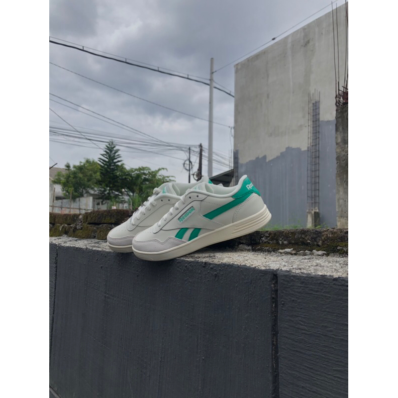 Reebok Royal Techque white green