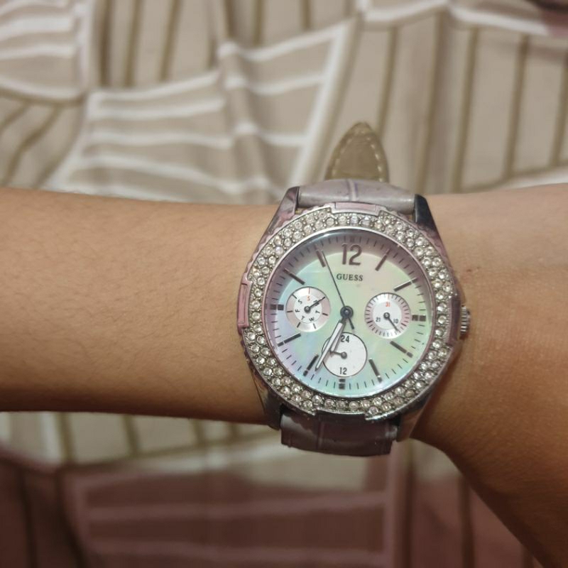 Jam Tangan kulit Cewek wanita Guess GC Ori