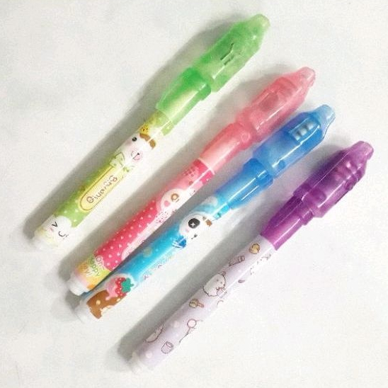 

MAWBELI Invisible Pen Karakter Pulpen Untuk Hidden Message UV Ultraviolet Kawaii Gemes Imut Bingitzzz Buat Kado Gift Hadiah Bingkisan Hampers Box Orang Tersayang Non Erasable Pen Buat Tulisan Rahasiaaa Bisa Banget Unik Hijau Buru Ungu Pink Banyak Motif