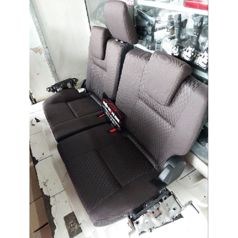 Jok Belakang Innova Reborn Tipe G Facelift
