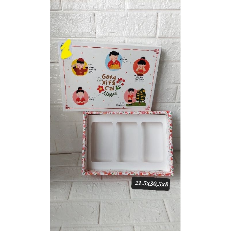 

DUS KUE KERING BOX CAKE IMLEK CHINESE NEW YEAR ISI 3 TOPLES