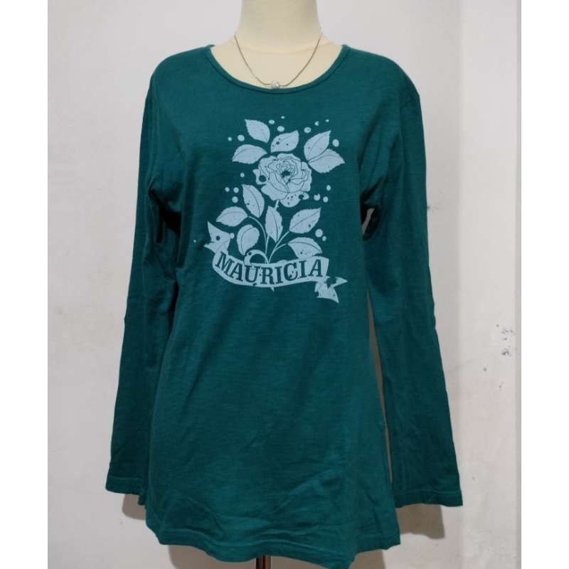 Preloved Kaos Hijau Tosca