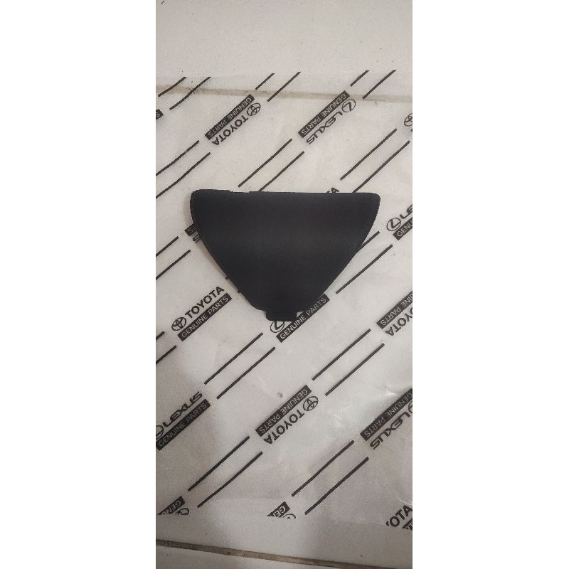 tutup bekleding dalem belakang tutup shockbreaker Agya Ayla original