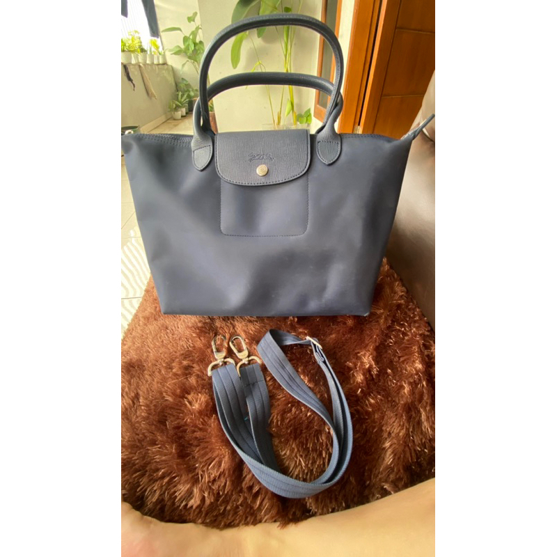 Tas Sling Longchamp Authentic Original Size Medium