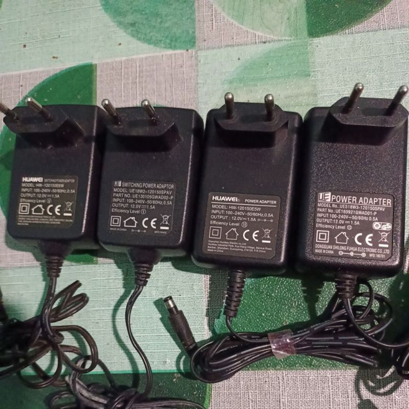 Adaptor router wireless 12v 1.5a & 12v