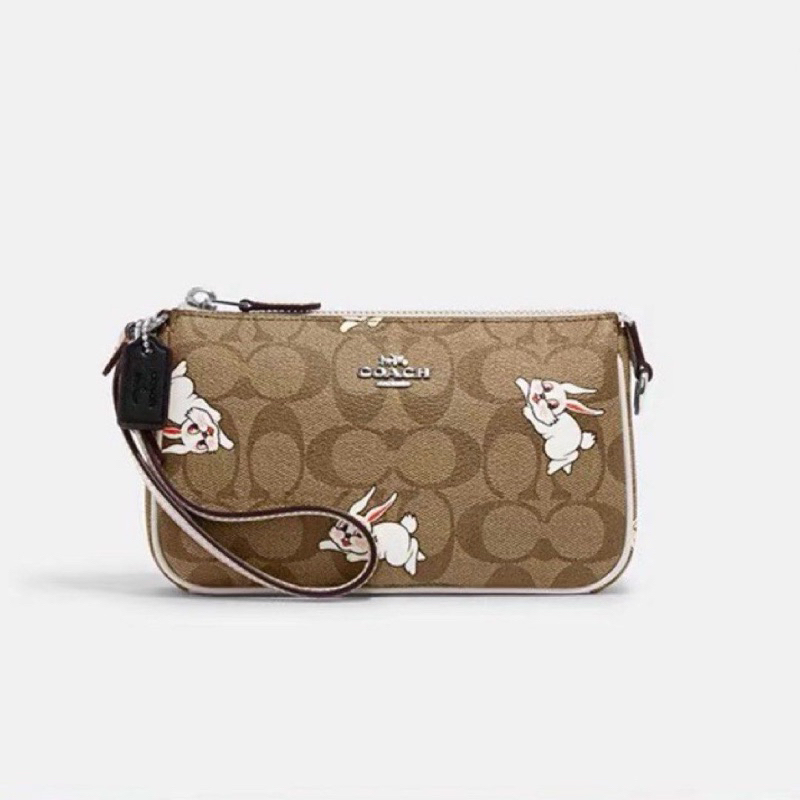 Coach Nolita 19 In Signature Canvas (CC306)