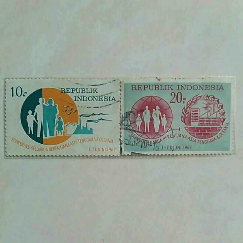 

(AC) Perangko Indonesia 1969 Keluarga Berencana Set Lengkap 2pcs Used