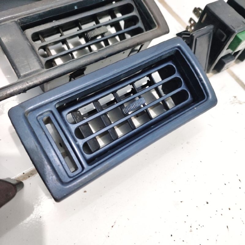 kisi kisi AC samping dashboard Honda Civic excellent 1983 83 bekas ORI copotan
