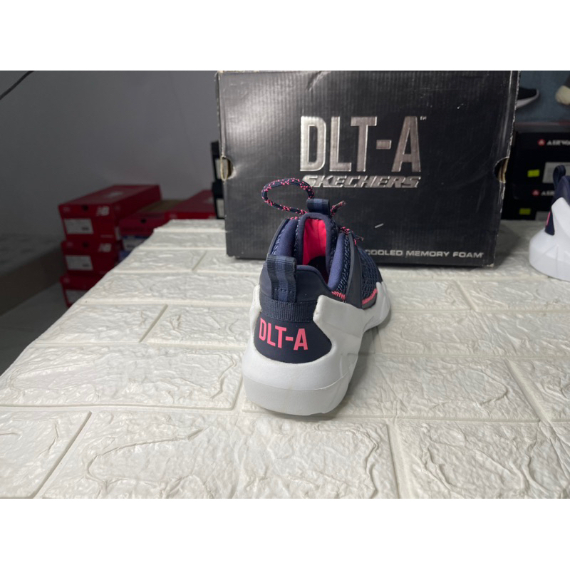 Sepatu Skechers DLT-A 80642L/NVCL Size 35 Insole 22Cm