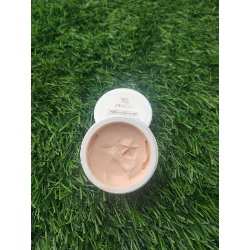 BPOM SUNCREEN ZINESK SEKALI OLES GLOWING
