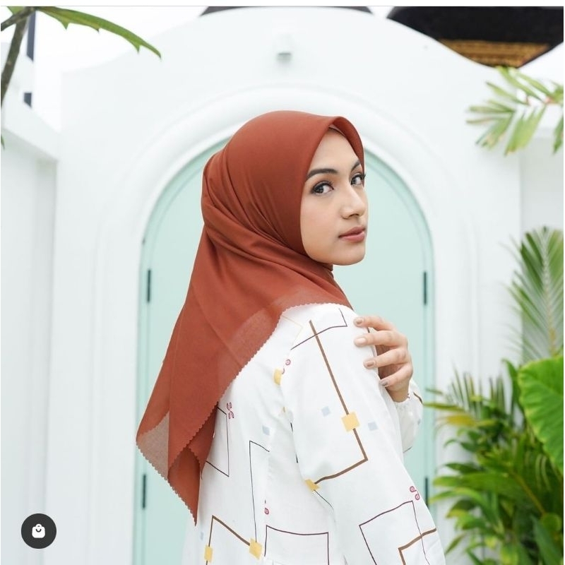 Deenay liza polos, deenay polos, deenay laser cut, deenay mute, deenay pin & bordir