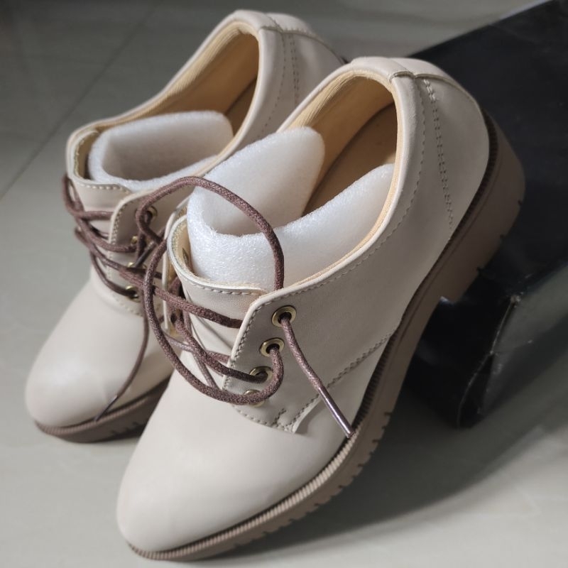 PL PRELOVED SEPATU ELIZABETH DAN FLADEO BRANDED HIGH HEELS