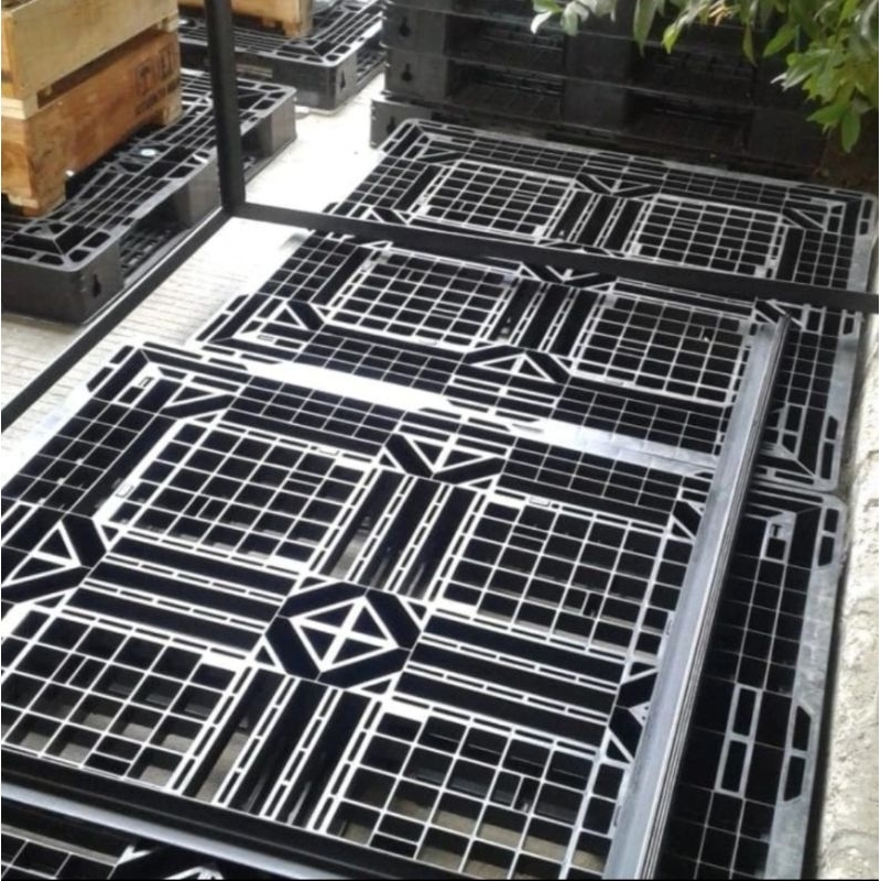 Pallet plastik JUMBO bekas berkwalitas impor,UK 120x120x15 maximal 2 ton