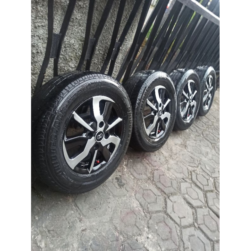 4 velg r14 PCD 114+ban 185/70 avanza xenia futura carry kijang panther ss estem aminity