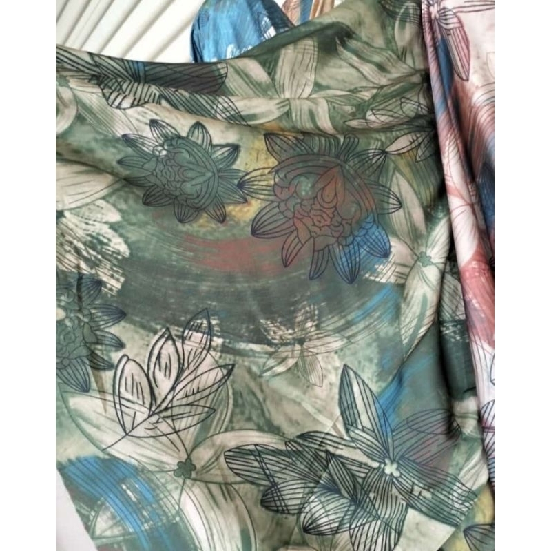 KAIN ARMANY SILK MOTIP TREND KEKINIAN