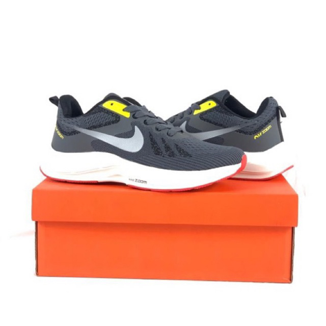 Sepatu Nike Running x Zoom