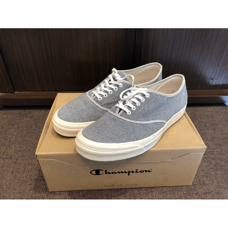 sepatu champion authentic