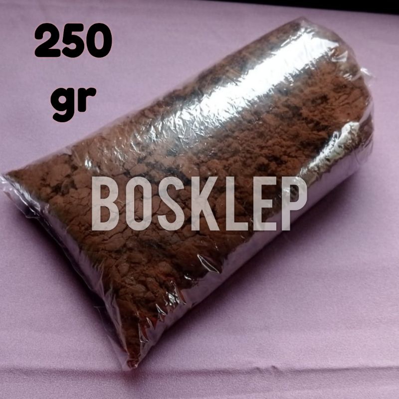 

Kopi Bubuk Hitam Robusta Kothok Khas Cepu 250 gram Kualitas Premium